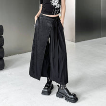 Load image into Gallery viewer, Loose Wide Leg Crumpled Culottes
