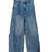 Load image into Gallery viewer, Loose High Waist Wide Leg Arc Jeans
