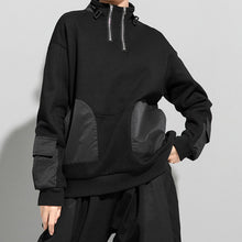 Load image into Gallery viewer, Black Pocket Zipper Loose Sweatshirt
