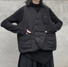 Load image into Gallery viewer, Japanese Dark Simple Short Vest
