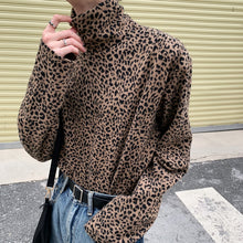 Load image into Gallery viewer, Men&#39;s Leopard Print Turtleneck T-shirt
