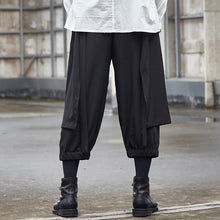 Load image into Gallery viewer, Black Cropped Casual Hakama Pants
