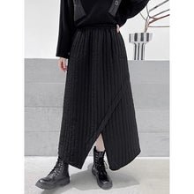 Load image into Gallery viewer, French Retro Black High Waist Thick Skirt
