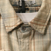 Load image into Gallery viewer, Gradient Pointed Collar Plaid Distressed Shirt
