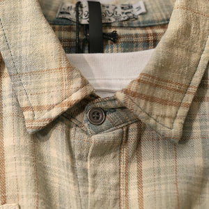 Gradient Pointed Collar Plaid Distressed Shirt