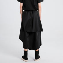 Load image into Gallery viewer, Irregular Layered Casual Samurai Hakama
