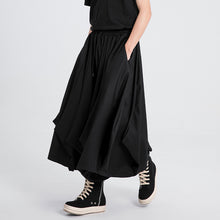 Load image into Gallery viewer, Black Loose Irregular Pants Hakama
