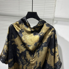 Load image into Gallery viewer, Irregular Gold Print Pile Collar Loose T-shirt
