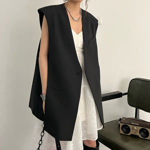 Loose-fitting Sleeveless Collarless Vest