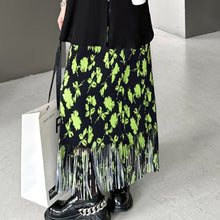 Load image into Gallery viewer, Loose Peated Printed Fringe Skirt
