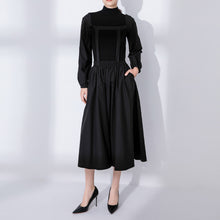 Load image into Gallery viewer, Irregular Detachable Black Vintage Dress
