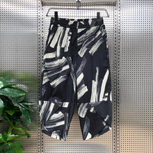 Load image into Gallery viewer, Thin Cotton And Linen Printed Harem Casual Pants
