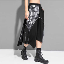 Load image into Gallery viewer, Spliced Irregular Print Skirt
