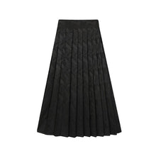 Load image into Gallery viewer, Vintage Jacquard Pleated One-piece Buckle Long Skirt
