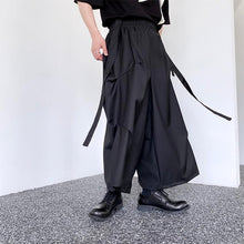 Load image into Gallery viewer, Dark Ribbon Pleated Wide Leg Hakama
