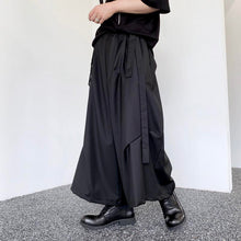 Load image into Gallery viewer, Dark Ribbon Pleated Wide Leg Hakama
