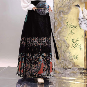 Embroidered Pattern Horse Face Skirt