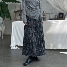 Load image into Gallery viewer, Black A-line Mid-length Pleated Skirt
