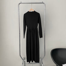 Load image into Gallery viewer, Autumn and Winter Inner Knitted A-line Dress
