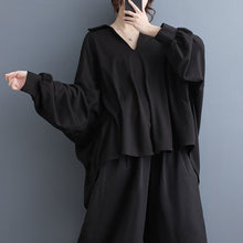 Load image into Gallery viewer, Loose Pleated Dolman Sleeve Top
