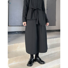 Load image into Gallery viewer, Padded And Velvet Thickened High Waist Vertical Striped Skirt
