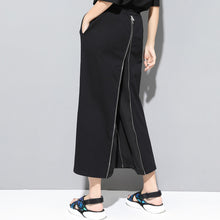 Load image into Gallery viewer, Black Zippered Wide-leg Ninth Pants
