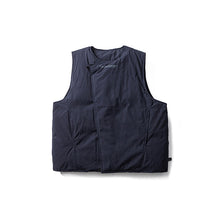 Load image into Gallery viewer, Japanese Loose Waterproof Fleece Vest
