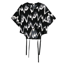 Load image into Gallery viewer, Wave Pattern Cropped Top T-shirt
