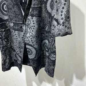 Irregular Printed Three-quarter Sleeve Shirt