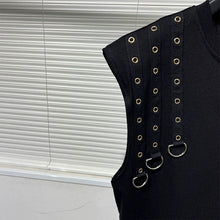 Load image into Gallery viewer, Metallic Embellished Loose Vest
