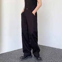 Load image into Gallery viewer, Pleated Paneled Washed Wide Leg Jeans
