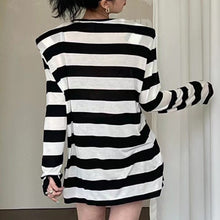 Load image into Gallery viewer, Striped Loose Thin Long Sleeves
