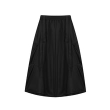 Load image into Gallery viewer, Dark Ribbon Pleated Wide Leg Hakama
