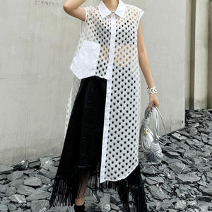 Perspective Grid Irregular Sleeveless Shirt