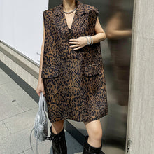 Load image into Gallery viewer, Vintage V-neck Leopard Print Sleeveless Dress
