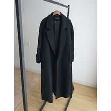 Load image into Gallery viewer, Black Woolen Loose Coat
