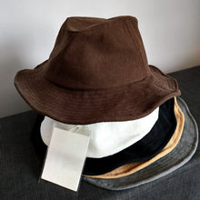 Load image into Gallery viewer, Japanese Wide Brim Bucket Hat
