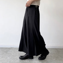 Load image into Gallery viewer, Black Pleated Wide Leg Culottes
