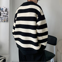 Load image into Gallery viewer, Black and White Contrasting Stripe V-Neck Sweater
