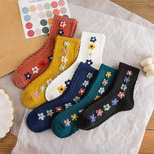 Load image into Gallery viewer, Women&#39;s Retro Ethnic Socks
