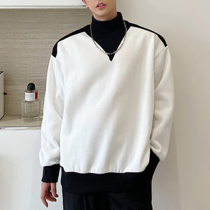 Contrasting Color Turtleneck Sweatshirt