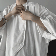 Load image into Gallery viewer, Asymmetric Three Quarter Sleeve Shirt
