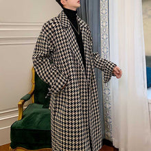 Load image into Gallery viewer, British Plaid Mid-length Thickened Coat
