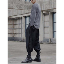 Load image into Gallery viewer, Elastic Waist Pleated Cropped Casual Pants
