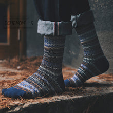 Load image into Gallery viewer, Winter Retro Ethnic Couple Socks
