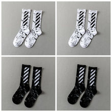 Load image into Gallery viewer, Street hip-hop Socks
