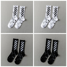 Load image into Gallery viewer, Street hip-hop Socks
