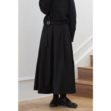 Load image into Gallery viewer, Black Loose Long Hakama
