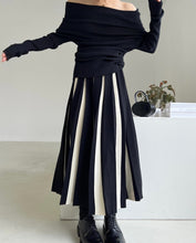 Load image into Gallery viewer, Color-block A-line Knitted Skirt
