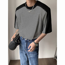 Load image into Gallery viewer, Striped Panel Short Sleeve T-shirt
